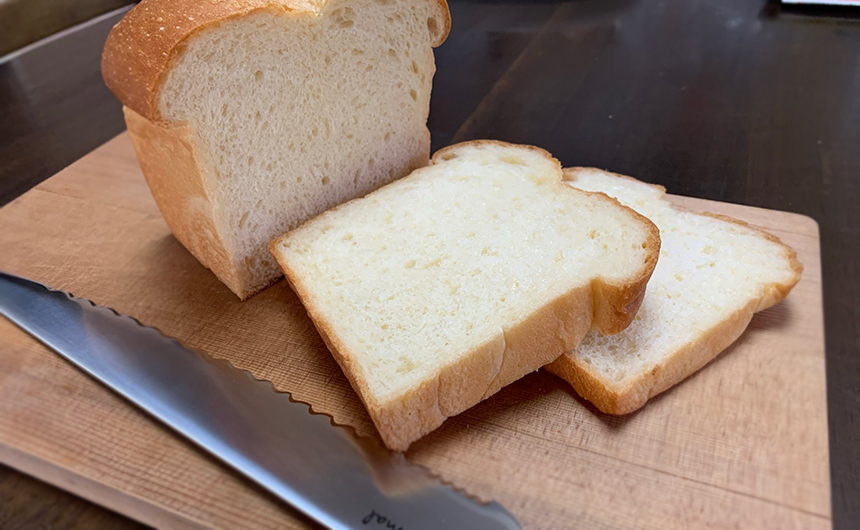 パン切り包丁　食パン